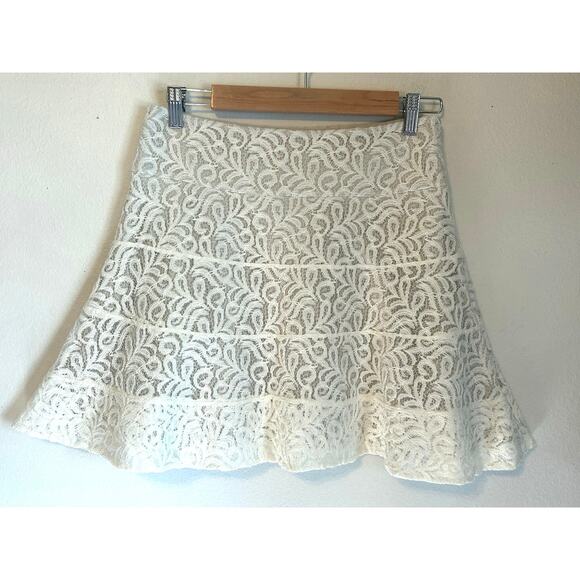 Express Size 4 High Wasted Off White Ivory Color Laced Lined Mini Skirt - Picture 1 of 11
